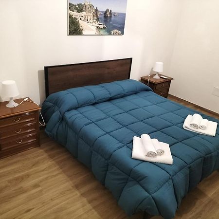Scirocco E Maestrale Villa Петрозино Екстериор снимка