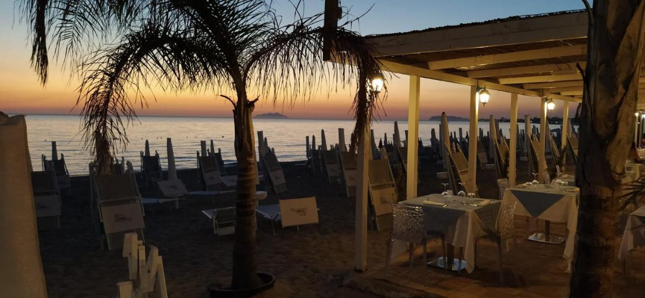 Scirocco E Maestrale Villa Петрозино Екстериор снимка