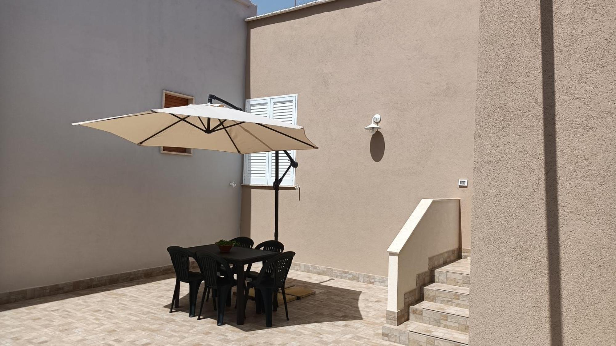 Scirocco E Maestrale Villa Петрозино Екстериор снимка
